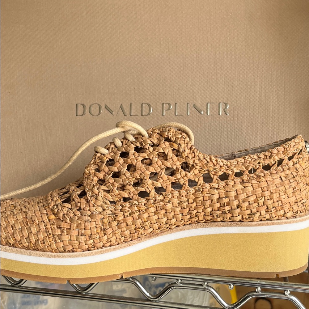 Donald J. Pliner Woven Tan Oxfords